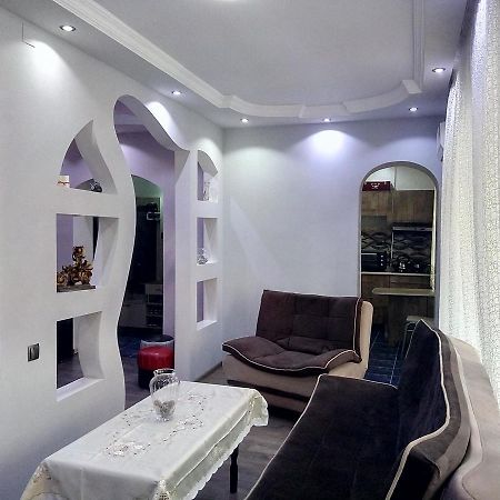 Tedo Apartment Batumi Bagian luar foto