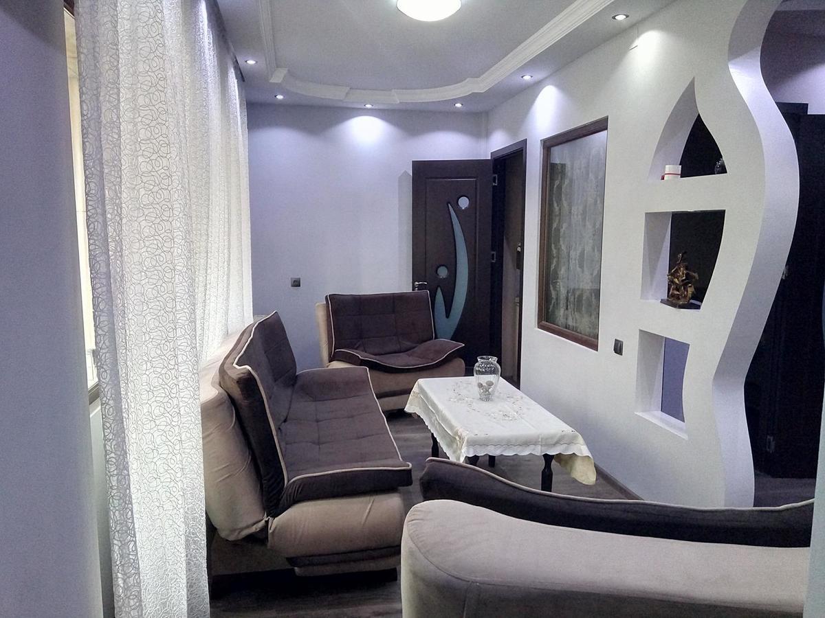 Tedo Apartment Batumi Bagian luar foto